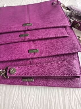 1 Pebbled Leather Wristlet Clutch in Fuchsia by Jewell